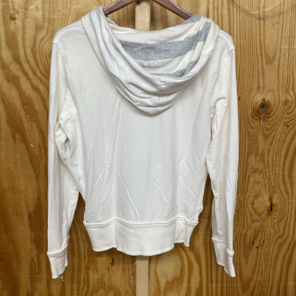 Gap size XL hoodie cream colored. - Picture 2 of 8